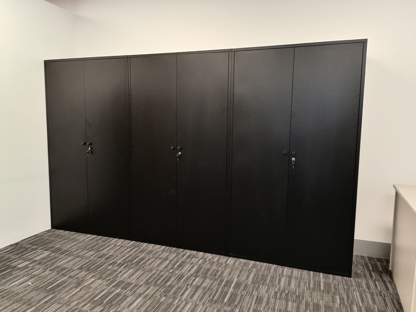 Free Delivery Metal garage storage cabinet steel two door warehouse cupboard